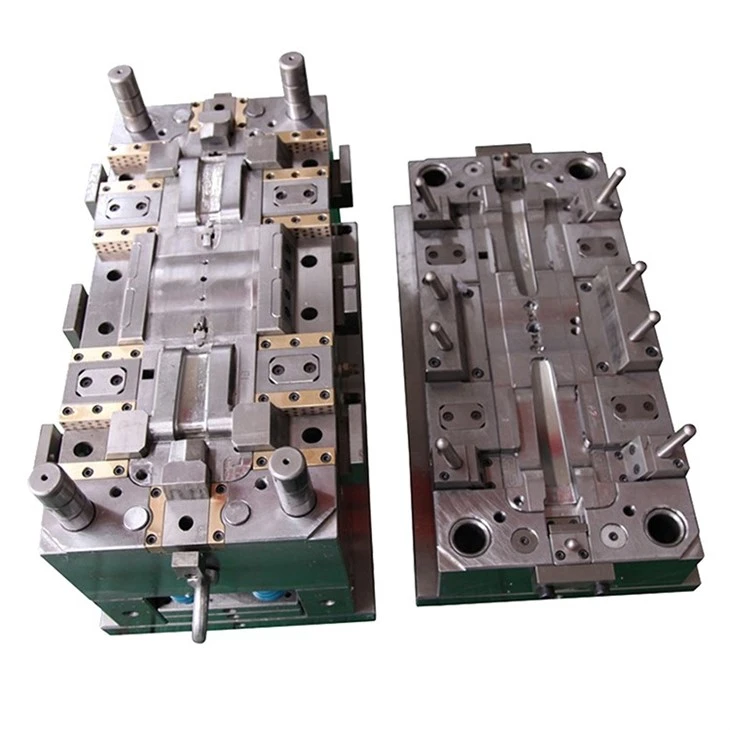 Auto Plastic Parts Injection Mold